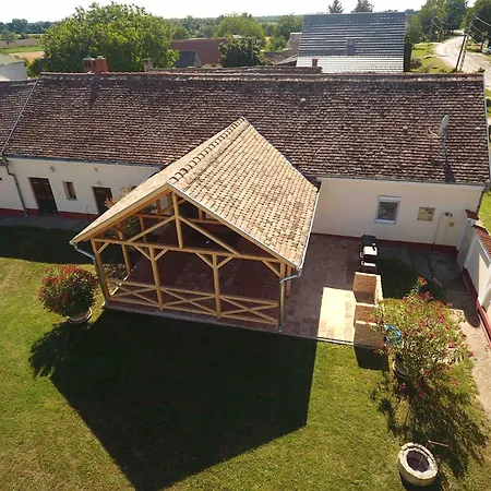 Diohej Vendeghaz Guest house